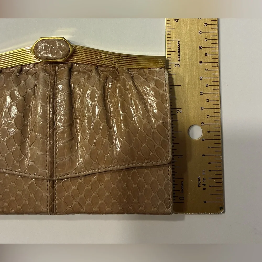 Judith Leiber Snakeskin French Wallet |Vintage 1970s Tan & Gold Leather - Picture 16 of 16